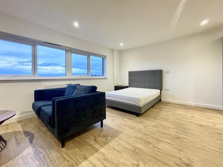 Lincoln House, Bolton - Photo 4