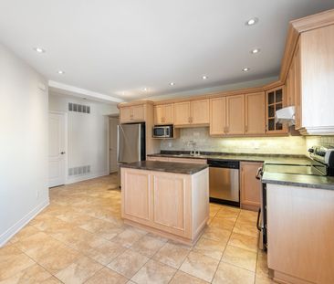 For Lease - 187B Claremont Street, Toronto, Ontario - Photo 4