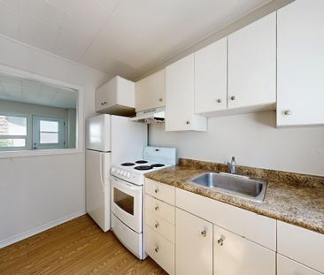 For Lease - 12 Wesleyan Street Unit# 1, Halton Hills, Ontario - Photo 2