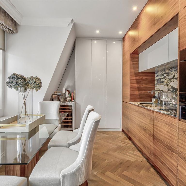 Mount Street, Mayfair, W1K - Photo 1