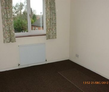 3 Bedroom Semi-Detached to Rent in Ashton - Photo 3