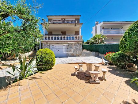 4 Bedroom house / villa with 500m² garden for rent in Cunit, Costa Dorada - Photo 5