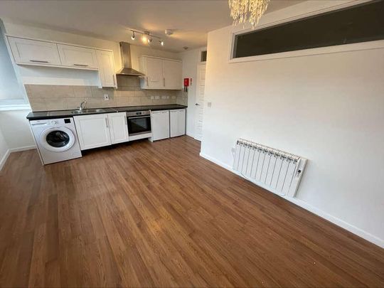 Bedroom - Central Luton - Unfurnished, LU1 - Photo 1