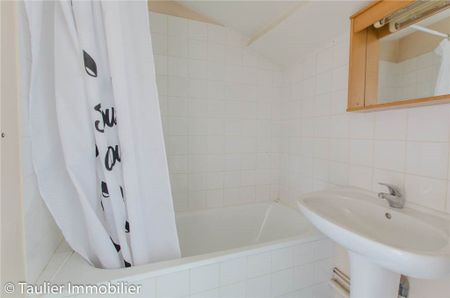 Location Appartement 2 pièces 42m² ST MARCELLIN 38160 - Photo 2