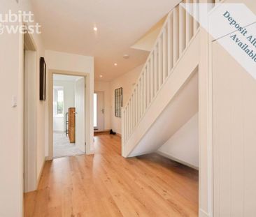 5 bedroom detached bungalow to rent - Photo 3