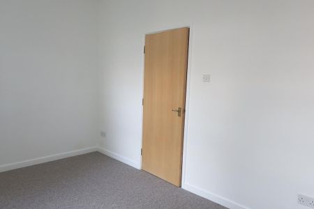 1 bedroom ground floor maisonette to rent - Photo 3