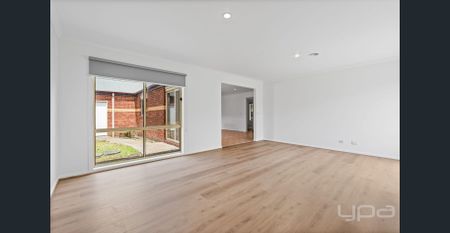 Perfect Family Home - Photo 2