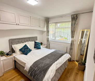 1 bedroom in a house share to rent - Photo 6