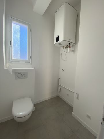 Location Appartement 3 pièces 67m² NICE 06000 - Photo 3