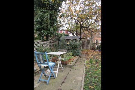 1 Bed Flat, Cornwallis Road, E17 - Photo 4