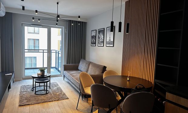 mazowieckie, Warszawa, Stefana Okrzei - Photo 1