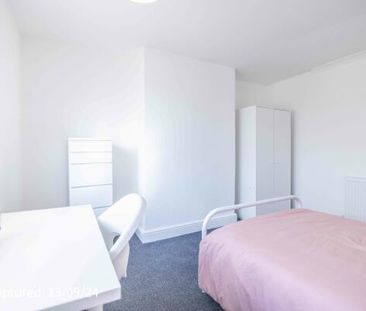 22 The Crescent - Photo 3