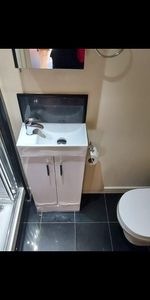 Studio Flat, Ash Grove, NW2 - Photo 4