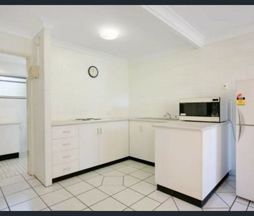 INNER CITY LIVING!!!!! - Photo 4