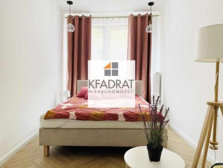 Stare Miasto, 2 pokoje + winda i miejsce postojowe - Zdjęcie 4