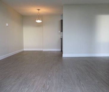 1 BEDROOM-Beautiful Apartment / Convenient location / - Photo 2