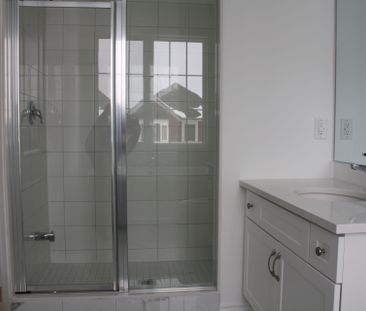 For Lease - 1371 Kerrydale Avenue, Pickering, Ontario - Photo 6