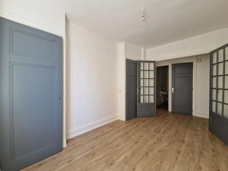 : Appartement 51.52 m² à SAINT-ETIENNE - Photo 2