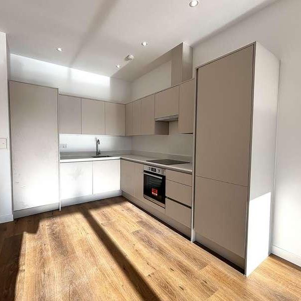 Lakeside West, Lakeside Close, Staines-upon-thames, Surrey, TW18 - Photo 1