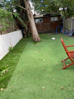 4 Bed End Terrace, Zion Road, CR7 - Photo 1