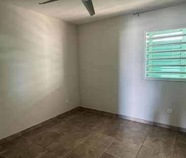 Appartement à louer 3 pièces • 62,12 m2 Fort-de-France - Photo 4