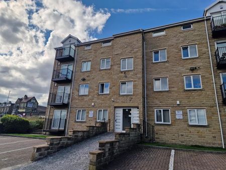 Flat , Princes Court, Bradford Road, Shipley - Photo 4