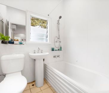 North-Facing Serenity in the Hornsby North Public Catchment - Photo 5