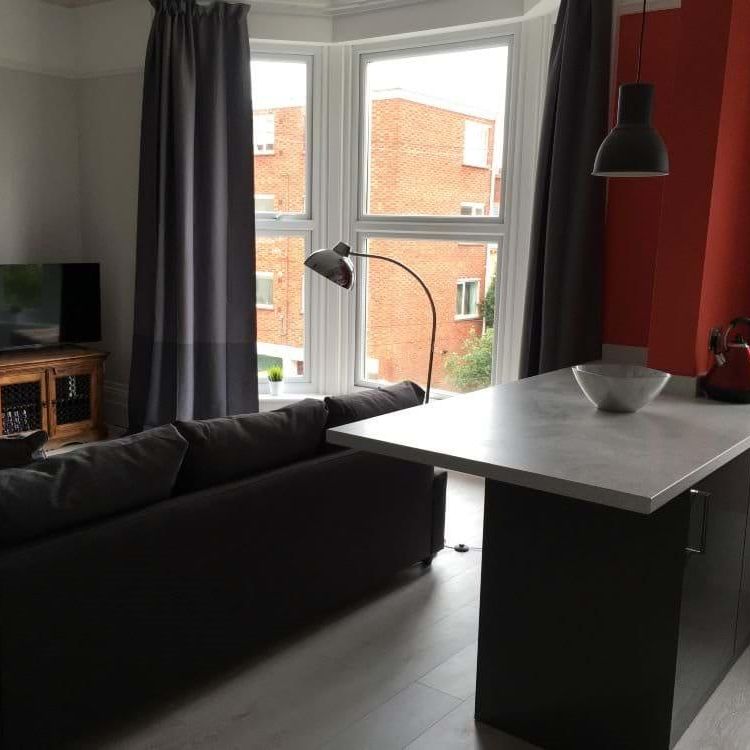 2 bedroom flat to rent - Photo 1