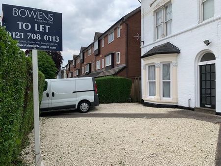 3 bedroom flat to rent - Photo 2
