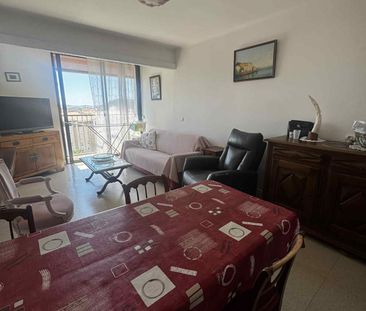 Location Appartement 3 pièces 63m² HYERES 83400 - Photo 1