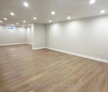 17 Fairway Heights Crescent #Bsmt - Photo 5