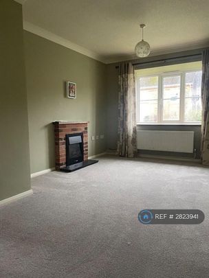 2 bedroom bungalow to rent - Photo 1