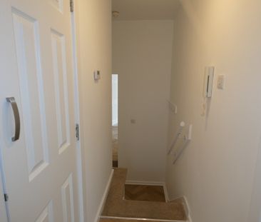 Kirby Rd Flat C - Photo 5