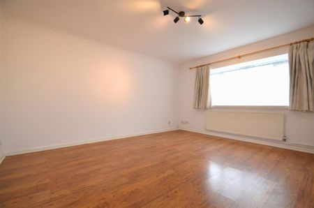 1 bedroom apartment - Photo 3