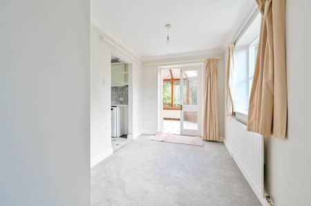 2 bedroom detached house to rent - Photo 3