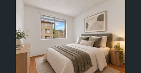 Two bedrooom home in a premiere riverside locale - Photo 3