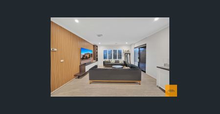 Spacious Family Home with Exceptional Outdoor Living - Photo 3