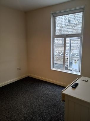 Studio Flat, Holloway Road, N7 - Photo 1