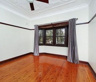 Charming Family Home in Mayfield West! - Photo 6