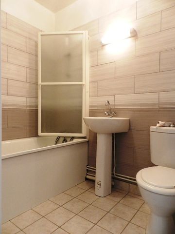 Location Appartement 1 pièce 32m² - Photo 3