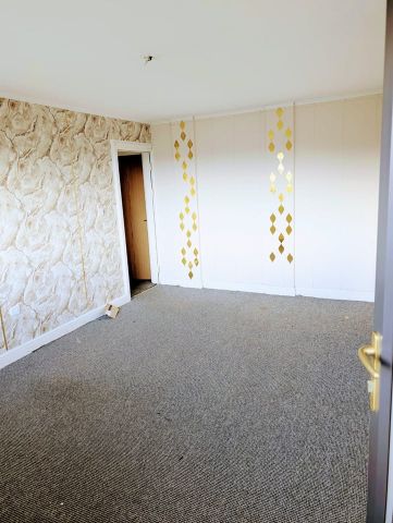 3 Bed Terraced House, Crete Tower, L5 - Photo 2