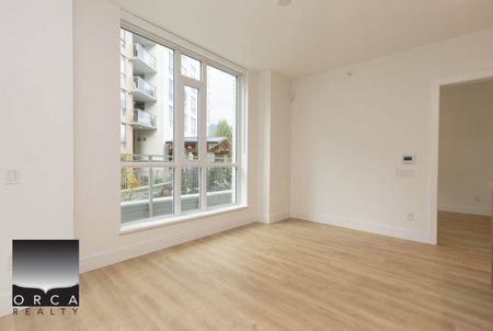 203-2385 Emery Court, North Vancouver - Photo 5