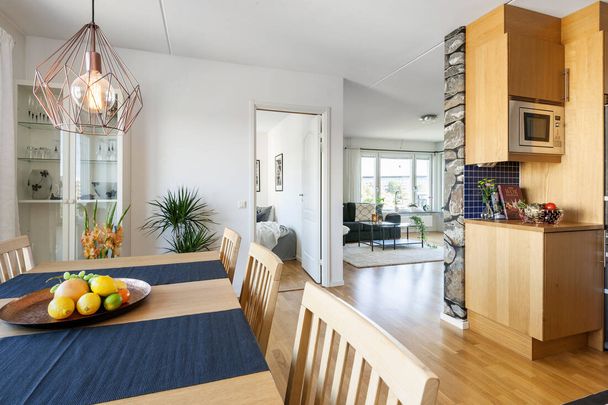 Armegatan, Solna - Photo 1