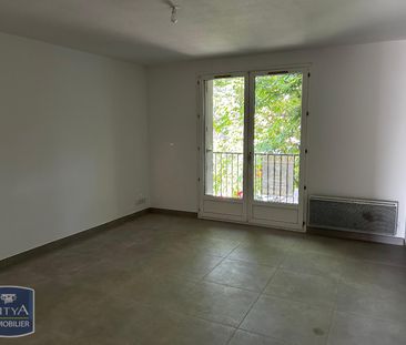 Location Appartement 2 pièces 48m² CLERMONT L HERAULT 34800 - Photo 2