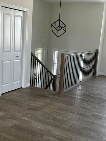 For Lease - 1075 Aspen Ridge Crescent, Lakeshore, Ontario - Photo 3