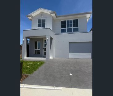 Newly Built Modern Home Offering Space, Comfort & Style - Photo 2