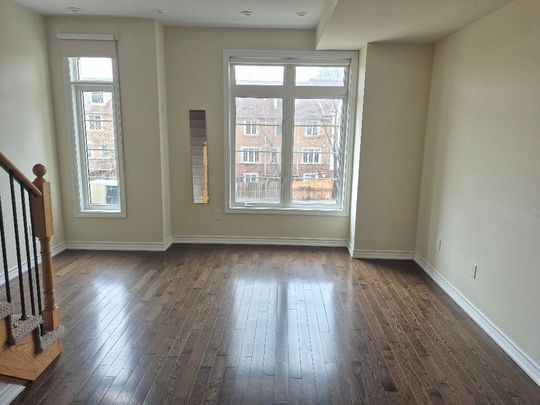 For Lease - 37 Drewry Avenue Unit# 10, Toronto, Ontario - Photo 1