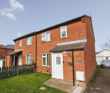 3 bedroom semi-detached house to rent - Photo 4