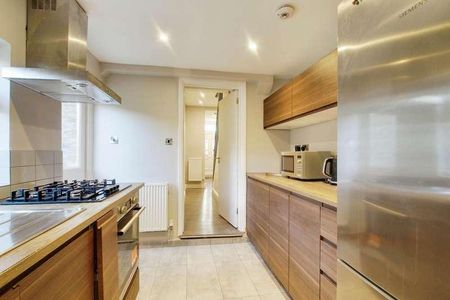 Wellington Road, Uxbridge, UB8 - Photo 2