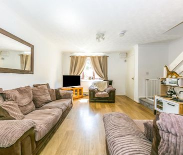 3 bedroom semi-detached house to rent - Photo 2